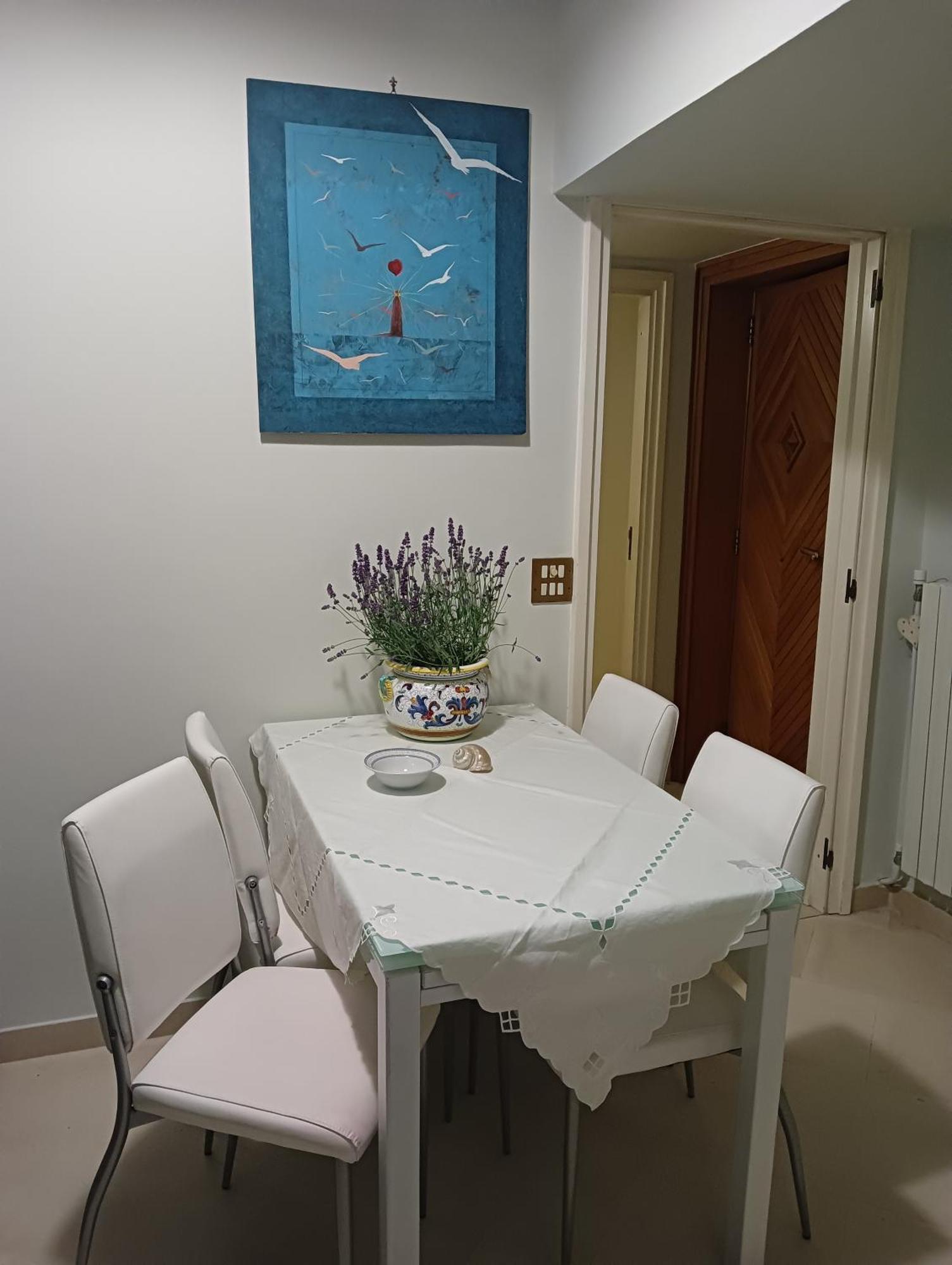 Palazzo Vaaz Apartment Mola di Bari Luaran gambar